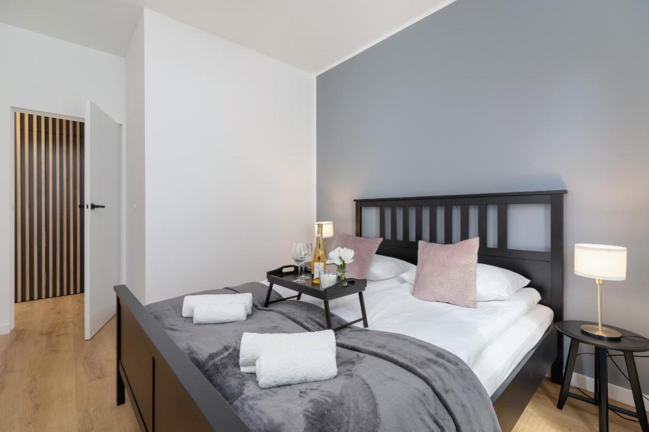 Luxurious Apartment Rakowicka Krakow By Renters Prestige Esterno foto