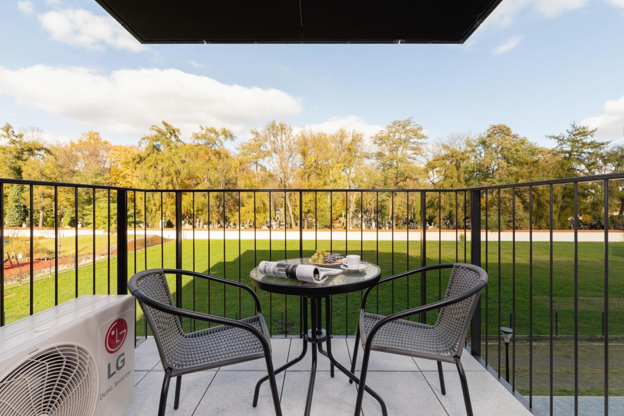 Luxurious Apartment Rakowicka Krakow By Renters Prestige Esterno foto